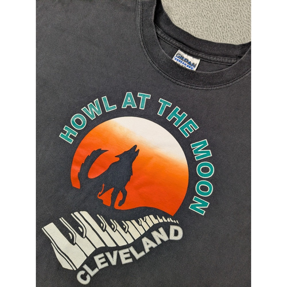 Gildan Howl at the Moon Cleveland Wolf Piano T-Shirt Mens XXL Black Graphic Tee